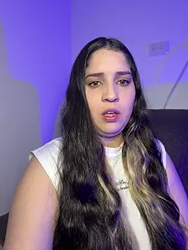 Snapshot of valentina_jonnes1 chatting on 11.07.25 valentina jonnes1 online show from 11.07.25