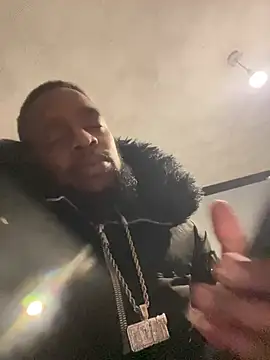 Snapshot of tugga28 chatting on 02.10.25 tugga28 online show from 02.10.25