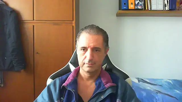 Snapshot of lliuk70mi chatting on 01.30.25 lliuk70mi online show from 01.30.25