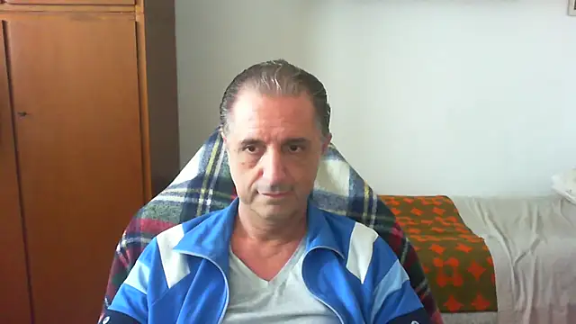 lliuk70mi online show from 05.17.26