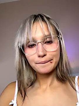 bigbabykiki online show from 10.04.25