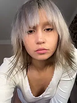 bigbabykiki online show from 10.25.25