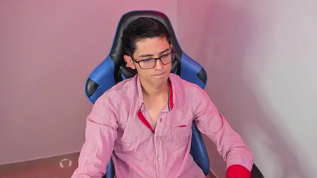 Snapshot of Ethan_Sai___ chatting on 01.10.25 Ethan Sai    online show from 01.10.25