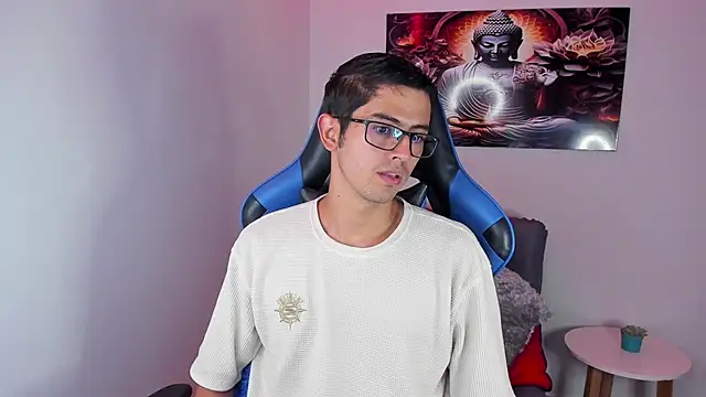 Snapshot of Ethan_Sai___ chatting on 03.07.25 Ethan Sai    online show from 03.07.25