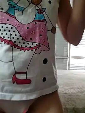 Snapshot of Branquinhasexy chatting on 12.04.25 Branquinhasexy online show from 12.04.25