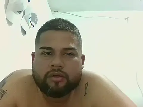 Snapshot of GABRIELGARCIA1313 chatting on 01.17.26 GABRIELGARCIA1313 online show from 01.17.26