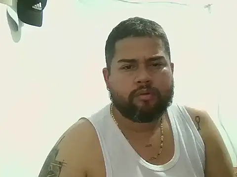 Snapshot of GABRIELGARCIA1313 chatting on 02.02.26 GABRIELGARCIA1313 online show from 02.02.26