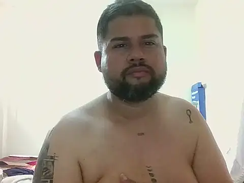 Snapshot of GABRIELGARCIA1313 chatting on 02.14.26 GABRIELGARCIA1313 online show from 02.14.26