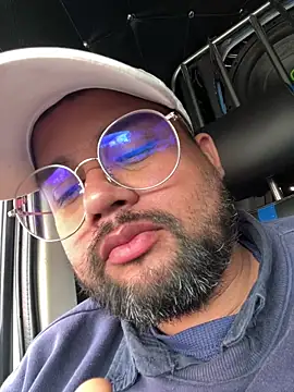 Snapshot of GABRIELGARCIA1313 chatting on 02.19.26 GABRIELGARCIA1313 online show from 02.19.26