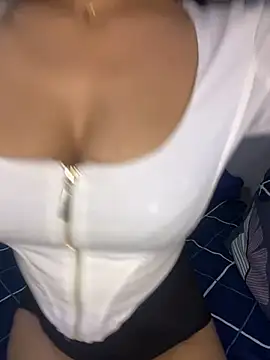 Snapshot of _riyaahahaha_ chatting on 12.07.24 riyaahahaha online show from 12.07.24