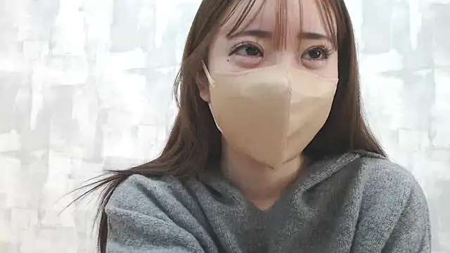 LOVE MOMO LOVE online show from 12.12.24