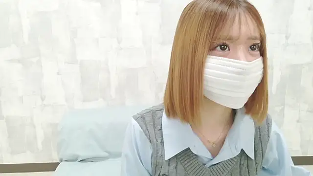 Snapshot of LOVE_MOMO_LOVE chatting on 05.24.26 LOVE MOMO LOVE online show from 05.24.26