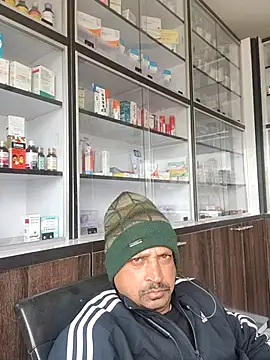 Snapshot of Raj1043 chatting on 12.21.25 Raj1043 online show from 12.21.25