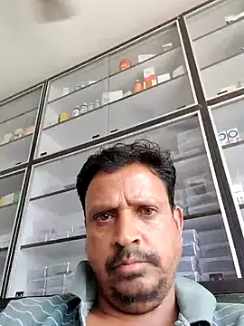 Snapshot of Raj1043 chatting on 06.11.26 Raj1043 online show from 06.11.26