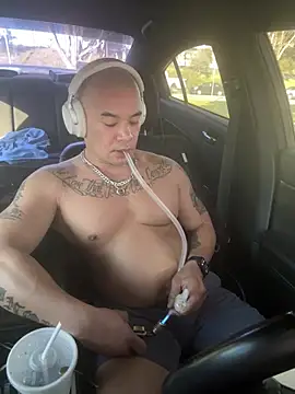 EatMyCake831 online show from 01.28.25