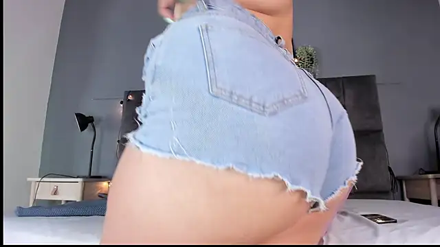 DulceAurora   online show from 03.21.26