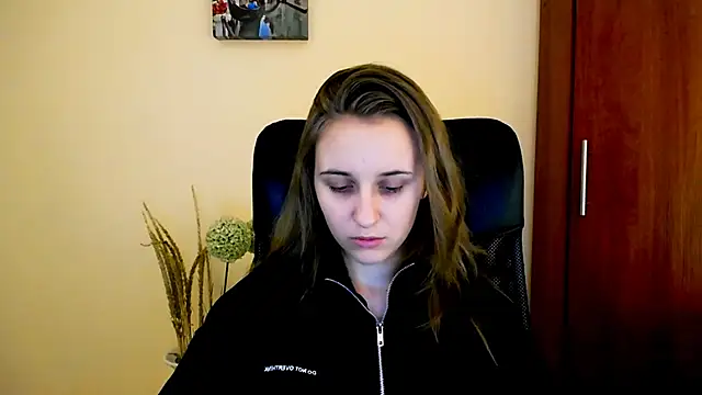  Nicole new online show from 01.06.25