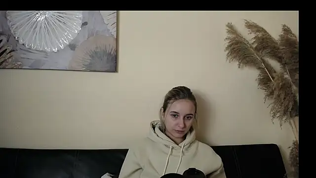  Nicole new online show from 11.13.25