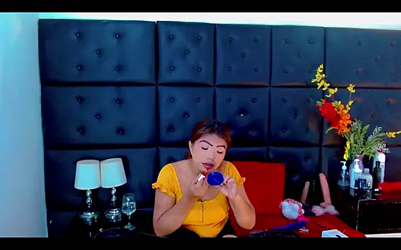 Snapshot of Isalombardi chatting on 03.30.26 Isalombardi online show from 03.30.26