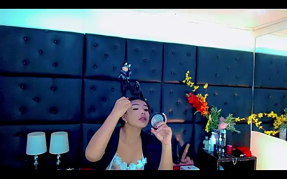 Snapshot of Isalombardi chatting on 04.07.26 Isalombardi online show from 04.07.26