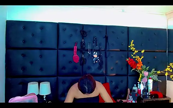 Snapshot of Isalombardi chatting on 04.08.26 Isalombardi online show from 04.08.26