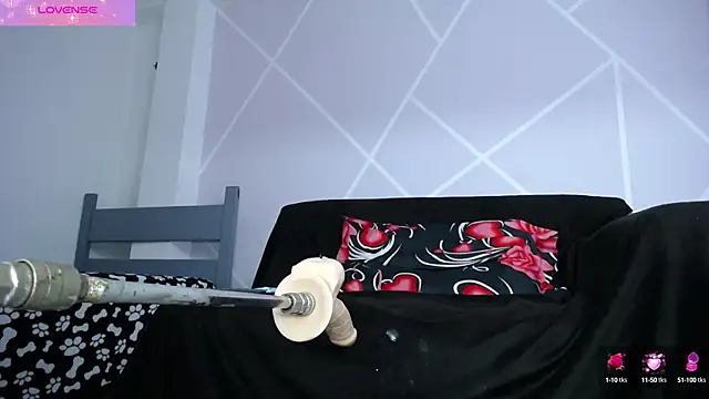 paola ferreira online show from 10.13.25