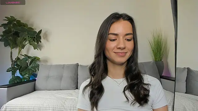 Snapshot of NicoleLuv chatting on 12.02.24 NicoleLuv online show from 12.02.24