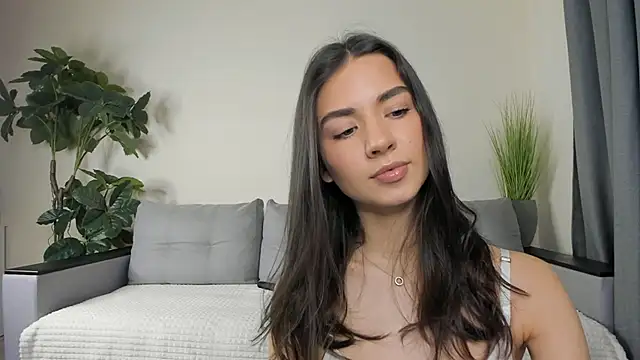 Snapshot of NicoleLuv chatting on 12.18.24 NicoleLuv online show from 12.18.24