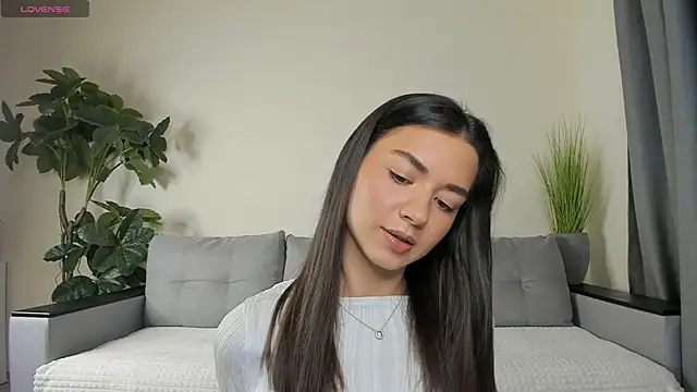 Snapshot of NicoleLuv chatting on 12.22.24 NicoleLuv online show from 12.22.24