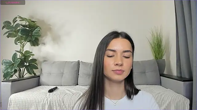 Snapshot of NicoleLuv chatting on 01.16.25 NicoleLuv online show from 01.16.25