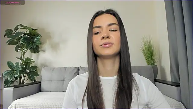 Snapshot of NicoleLuv chatting on 01.20.25 NicoleLuv online show from 01.20.25