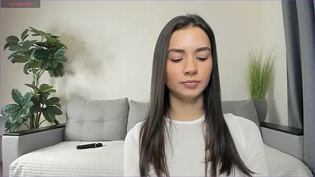 Snapshot of NicoleLuv chatting on 01.22.25 NicoleLuv online show from 01.22.25