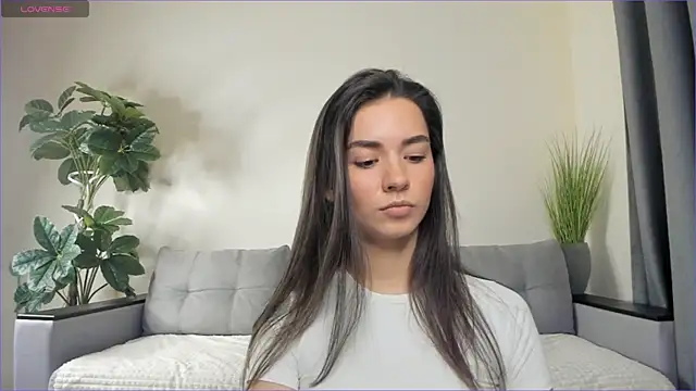 Snapshot of NicoleLuv chatting on 01.24.25 NicoleLuv online show from 01.24.25