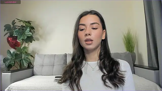 Snapshot of NicoleLuv chatting on 02.24.25 NicoleLuv online show from 02.24.25