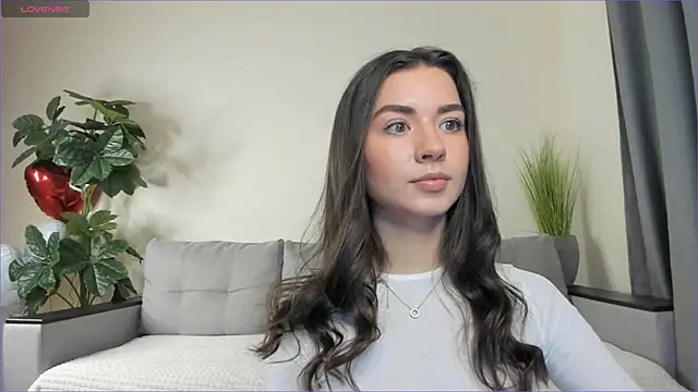 Snapshot of NicoleLuv chatting on 03.03.25 NicoleLuv online show from 03.03.25