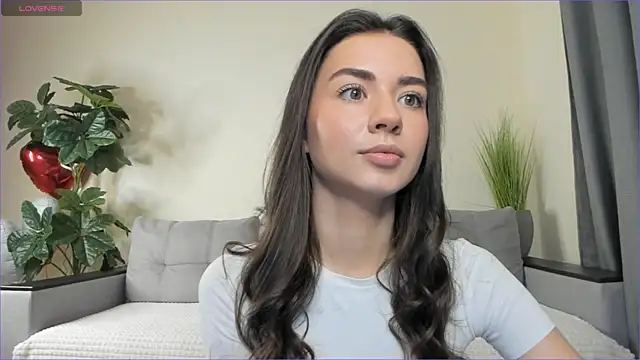 Snapshot of NicoleLuv chatting on 03.05.25 NicoleLuv online show from 03.05.25