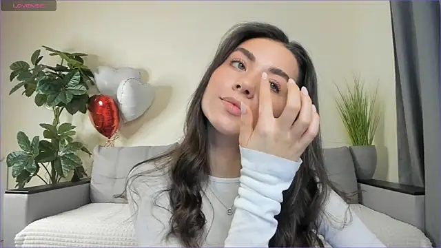 Snapshot of NicoleLuv chatting on 03.14.25 NicoleLuv online show from 03.14.25