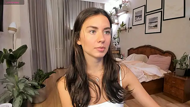 NicoleLuv online show from 02.21.26