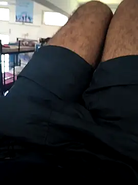 yourboy2000   online show from 10.08.25