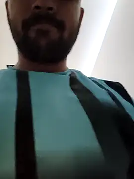 yourboy2000   online show from 10.10.25