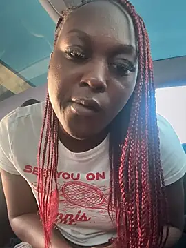 Snapshot of honeybrow chatting on 03.03.26 honeybrow online show from 03.03.26