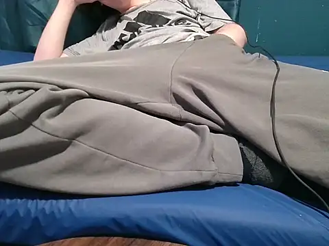 krissraw online show from 11.28.25