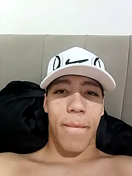 Snapshot of CRYBYT9 chatting on 09.12.25 CRYBYT9 online show from 09.12.25