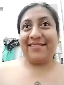 EmpaticBolillo online show from 04.08.26