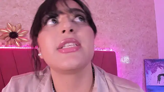 LorenaStevens online show from 02.04.25