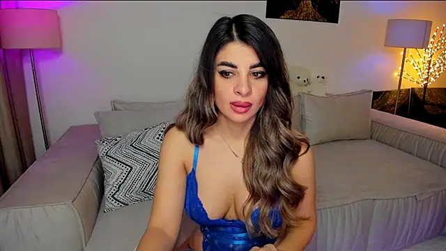 Queenofyouredreams online show from 02.11.25