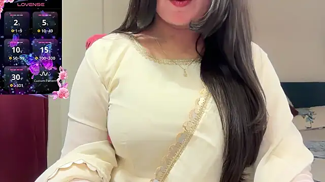 Snapshot of nandini_7 chatting on 10.10.25 nandini 7 online show from 10.10.25