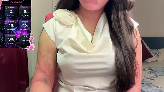 Snapshot of nandini_7 chatting on 10.13.25 nandini 7 online show from 10.13.25