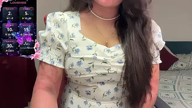 Snapshot of nandini_7 chatting on 10.16.25 nandini 7 online show from 10.16.25