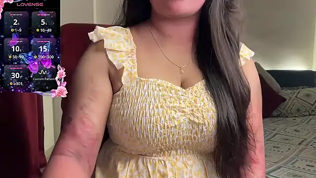 Snapshot of nandini_7 chatting on 10.25.25 nandini 7 online show from 10.25.25